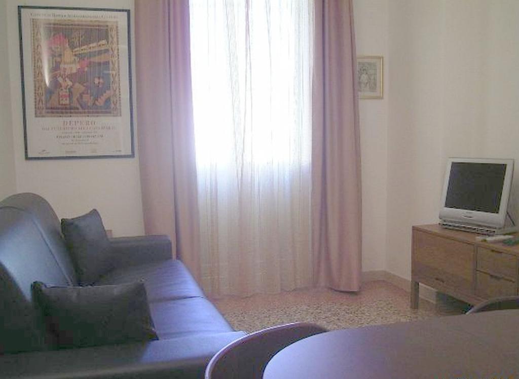 Cathy Apartment Рим Номер фото